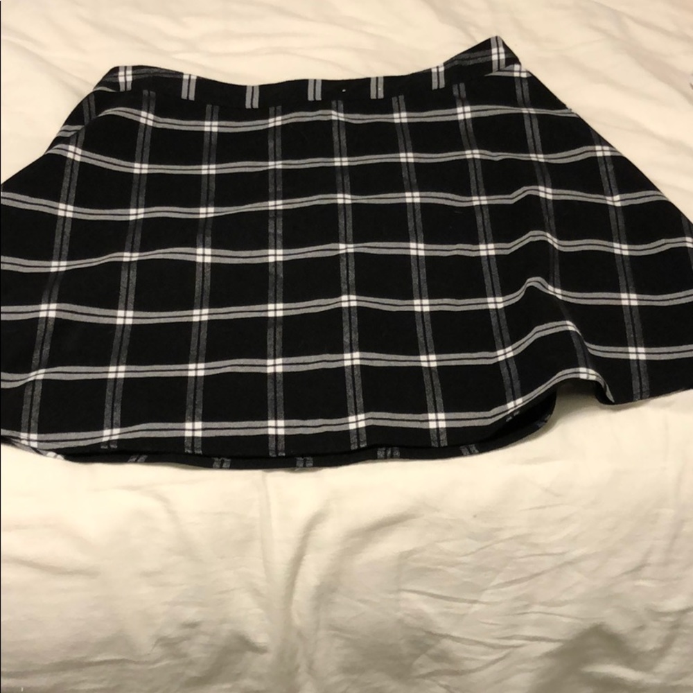 Black and white skater skirt